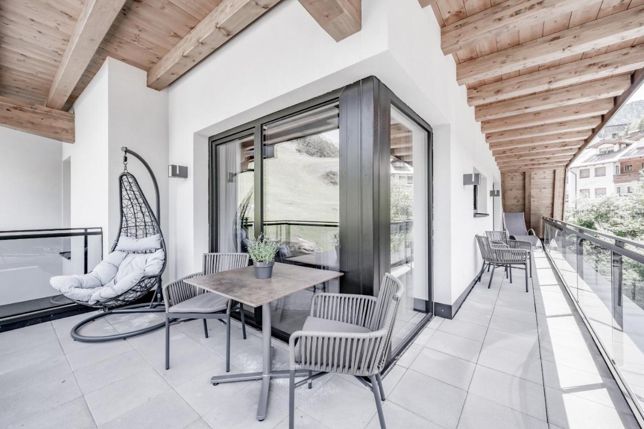 Corso Living Aparthotel 3*